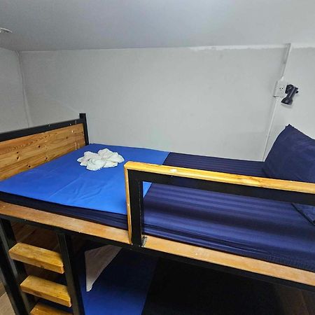 Eq Hostel Thongsala Exteriör bild